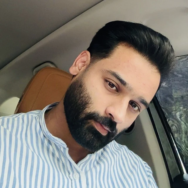 Shamroz Naseer